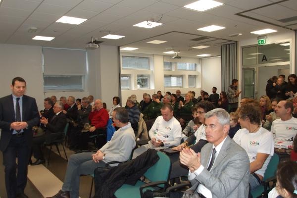 Foto consegna donazione